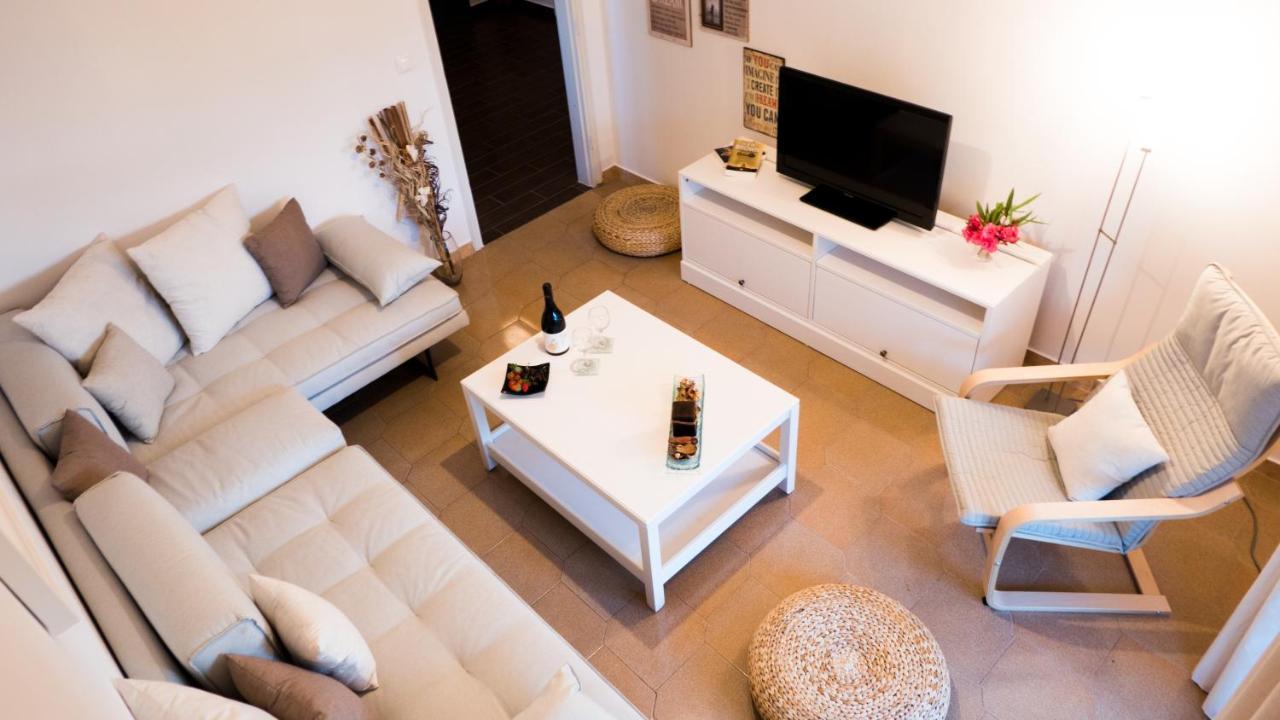 Cozy Family Friendly Apartment With Large Garden Close To Beaches - Dirella Kynopiastai Bagian luar foto