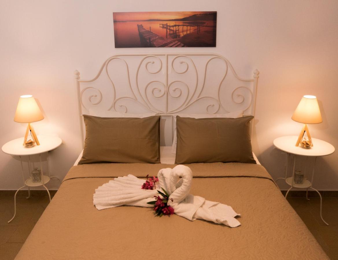 Cozy Family Friendly Apartment With Large Garden Close To Beaches - Dirella Kynopiastai Bagian luar foto