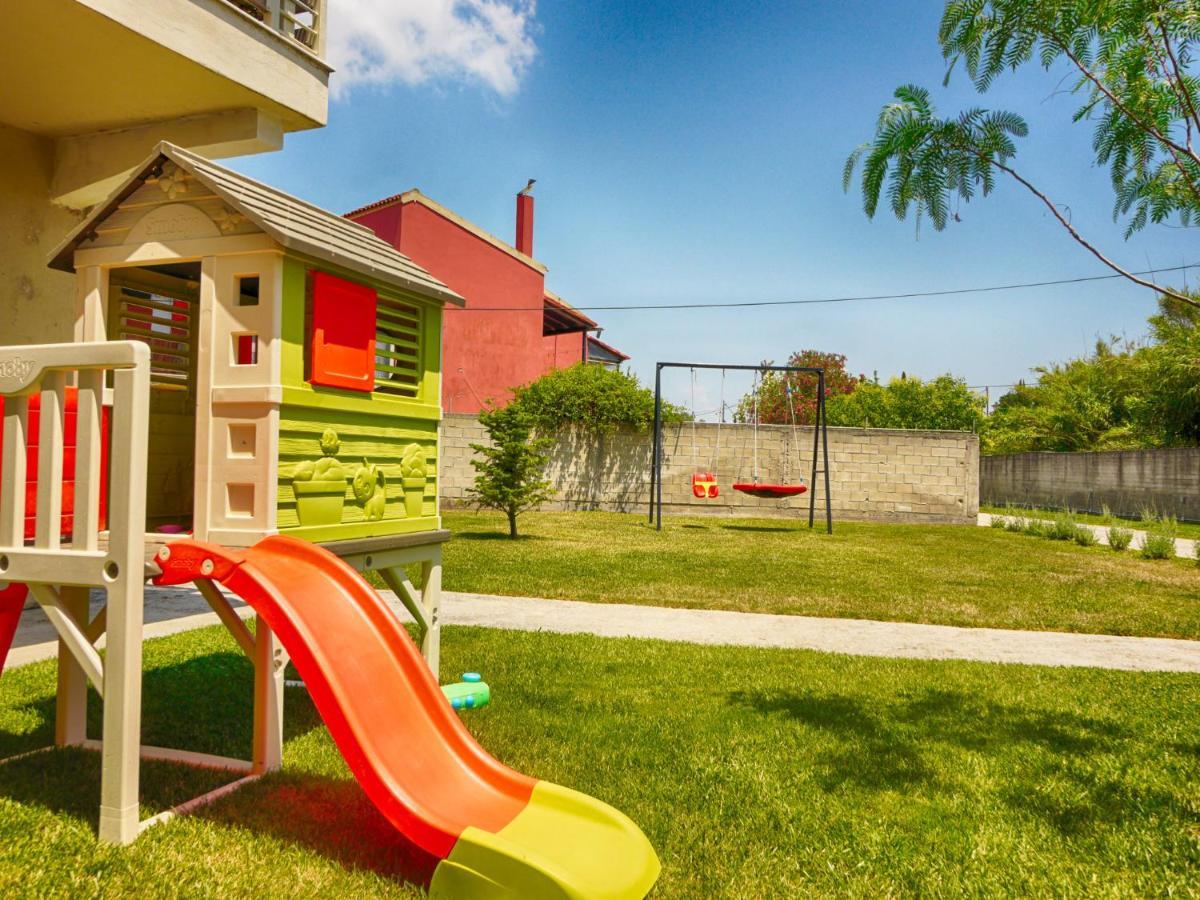 Cozy Family Friendly Apartment With Large Garden Close To Beaches - Dirella Kynopiastai Bagian luar foto