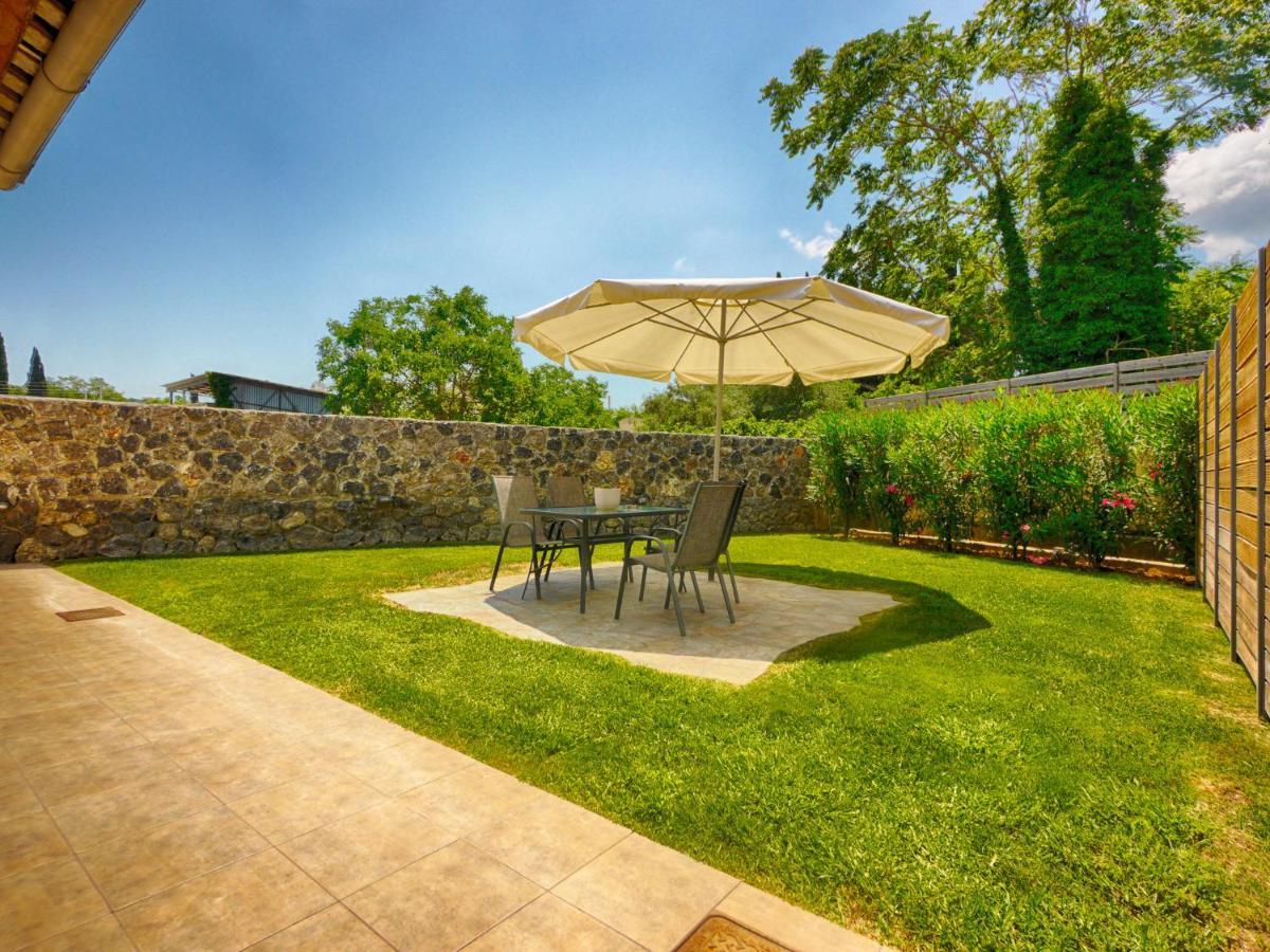 Cozy Family Friendly Apartment With Large Garden Close To Beaches - Dirella Kynopiastai Bagian luar foto