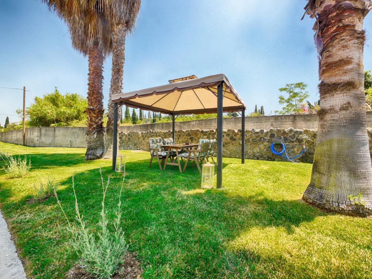Cozy Family Friendly Apartment With Large Garden Close To Beaches - Dirella Kynopiastai Bagian luar foto