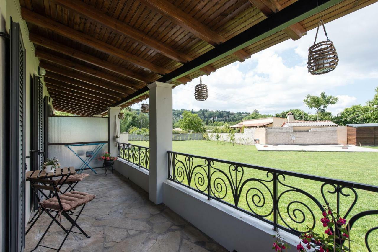 Cozy Family Friendly Apartment With Large Garden Close To Beaches - Dirella Kynopiastai Bagian luar foto